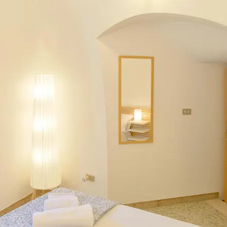Trulli Hesttia Con Vasca Idromassaggio Appartement *