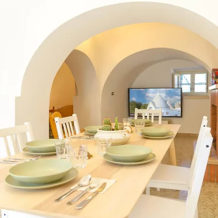 Trulli Hesttia Con Vasca Idromassaggio