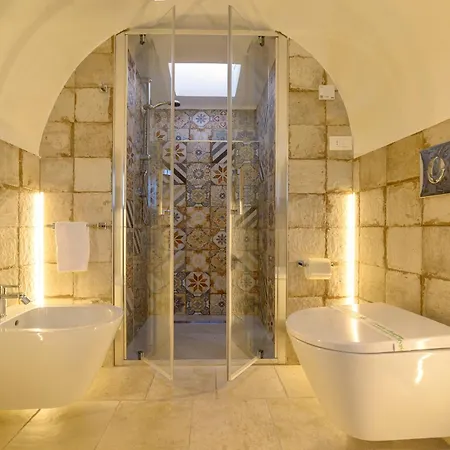 Trulli Hesttia Con Vasca Idromassaggio Locorotondo