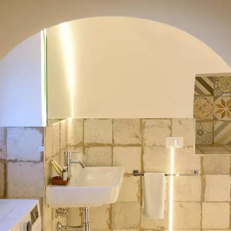 Apartment Trulli Hesttia Con Vasca Idromassaggio